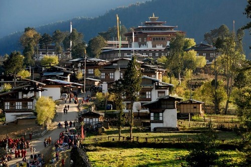 Gangtey Tsechu - Amedewa Tours and Trek